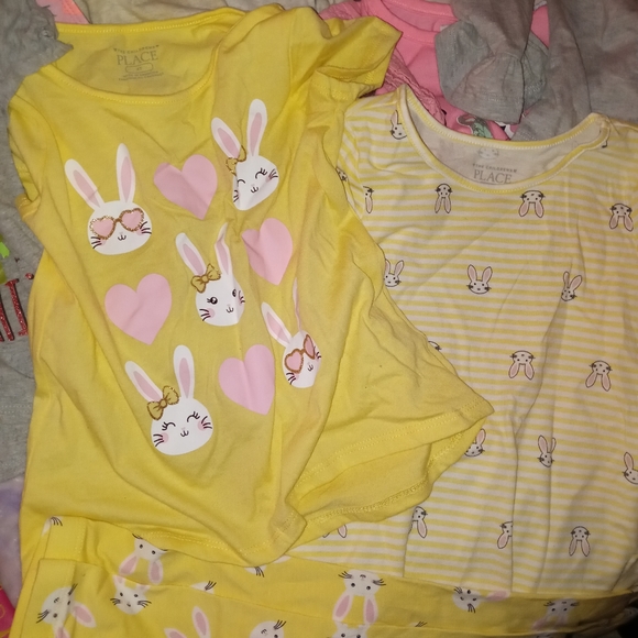 Clothes - Picture 12 of 13